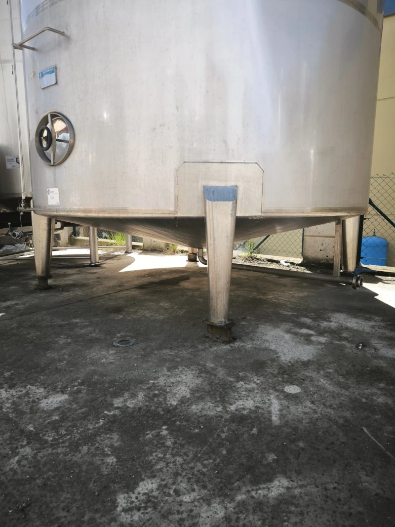 STAINLESS STEEL TANK 20,000 LITERS