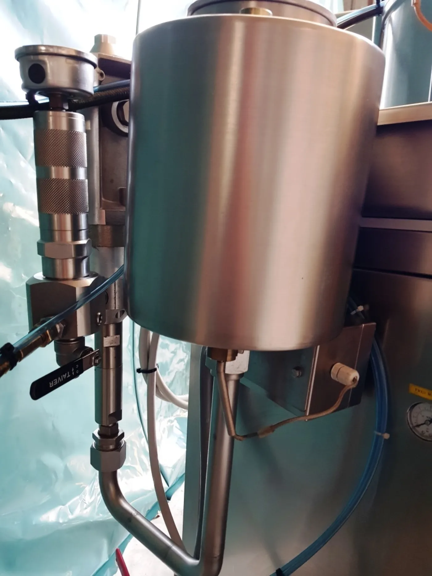 MESCOLATORE POLVERI CON NEBULIZZATORE – VETRACO – MOD. MC4A - 2
