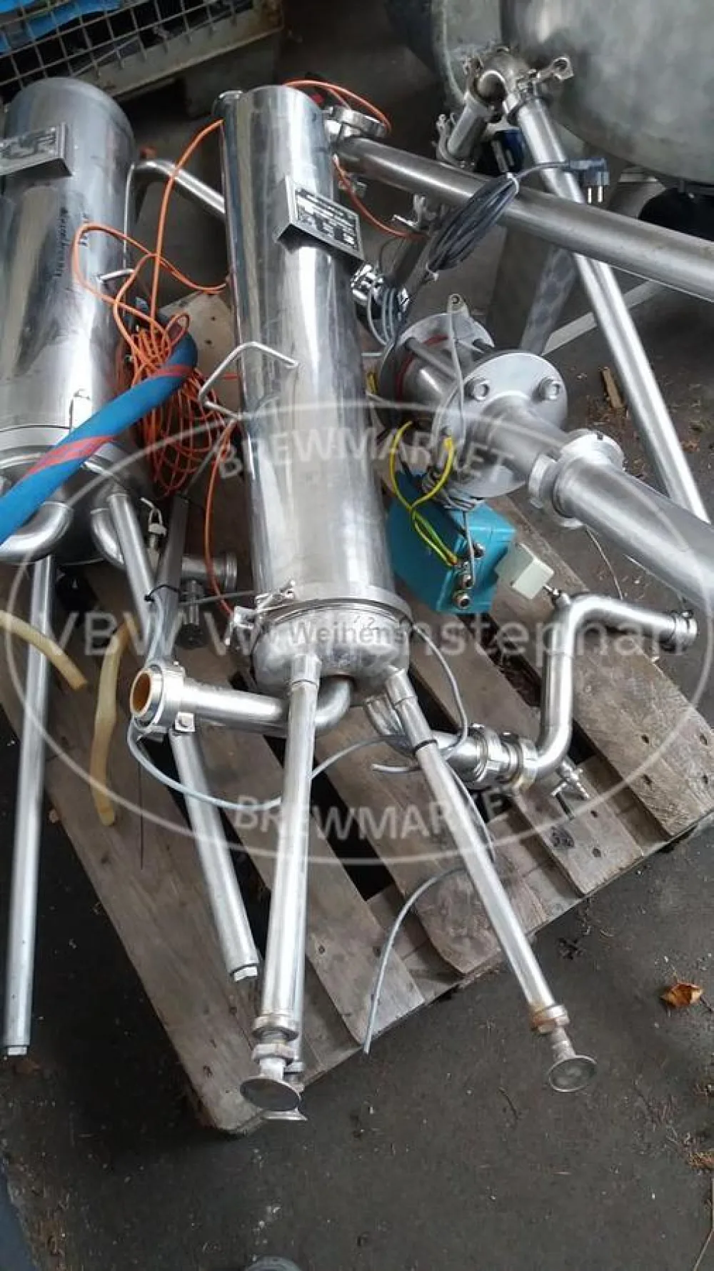Trap filter housing