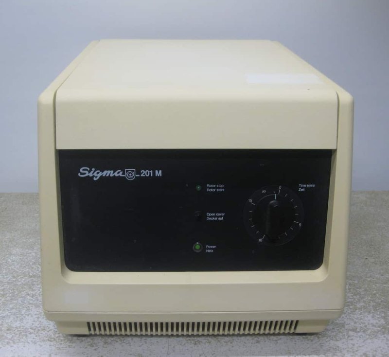 Sigma 201M Centrifuge