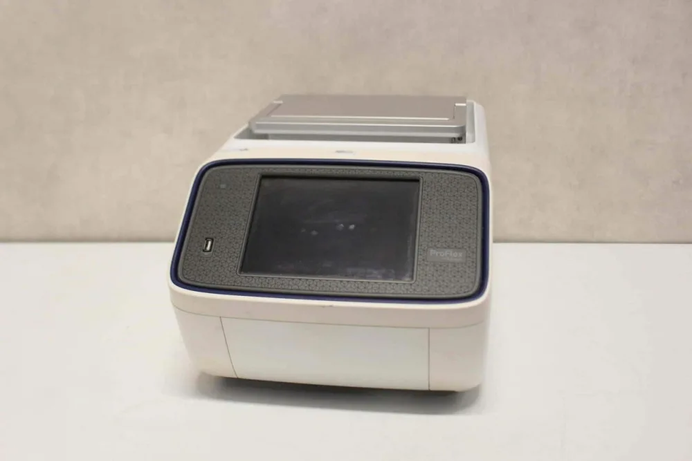 Applied Biosystems ProFlex Dual 384-Well PCR Systeem
