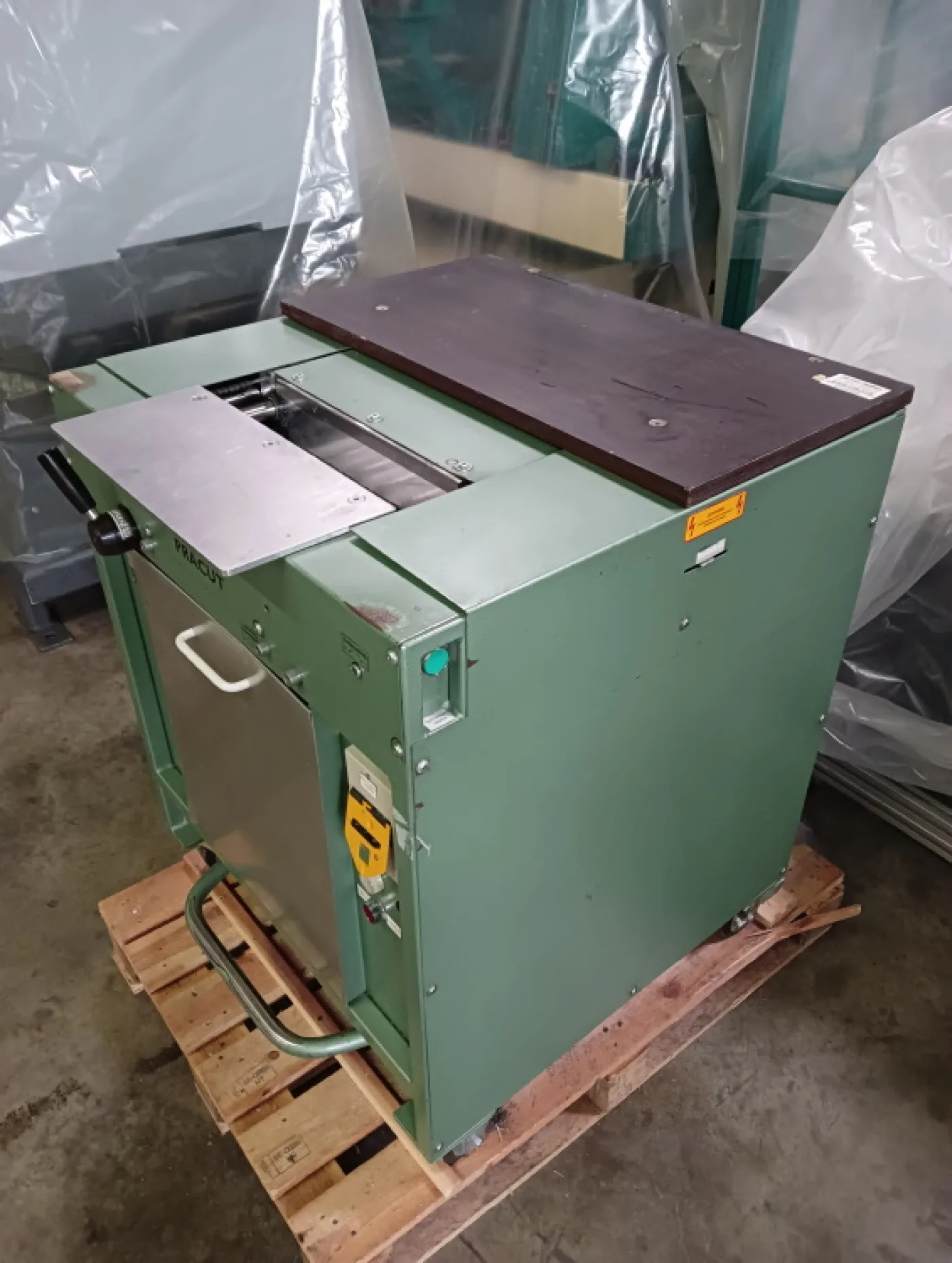 Rückenabstanzmaschine Schmedt Präcut HHS 65 - 2