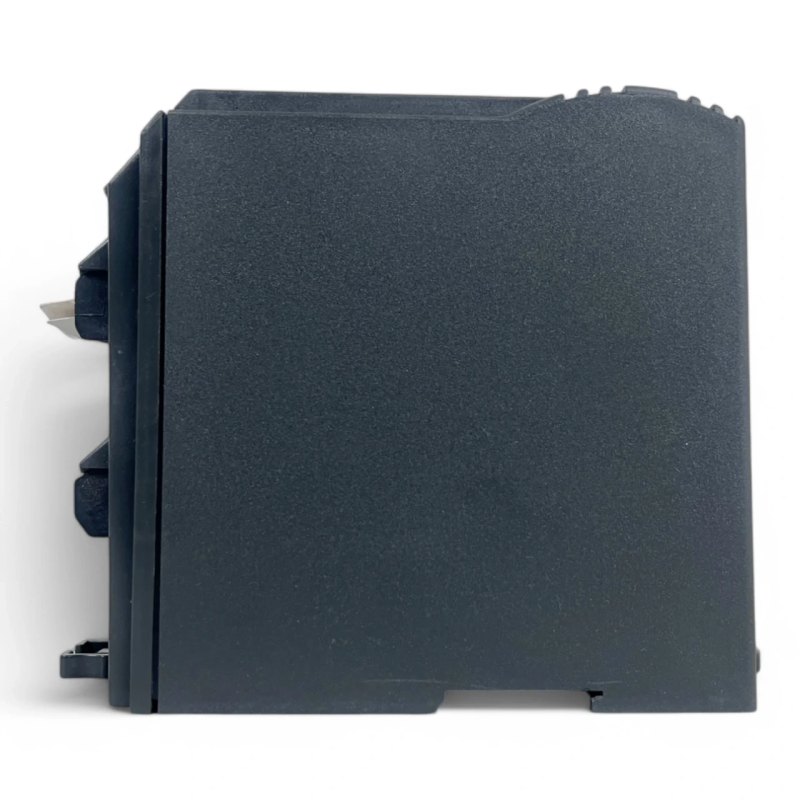 Siemens MICROMASTER Vector 6SE3213-6CA40 Frequenzumrichter