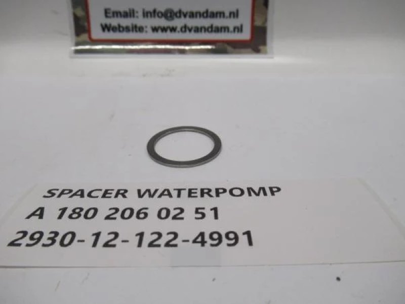 Spacer waterpomp