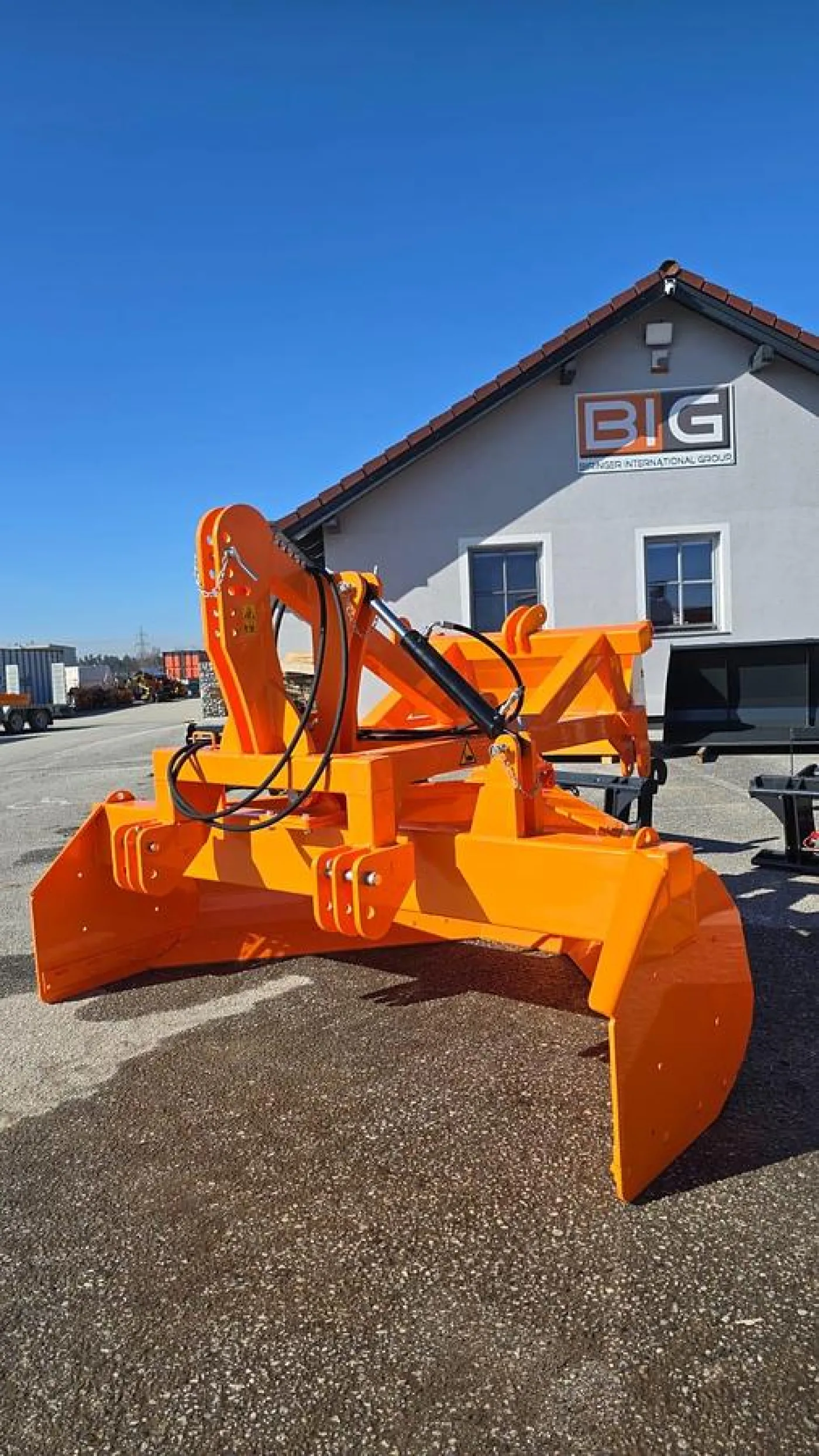 MS Grader 250 BULL K - 1