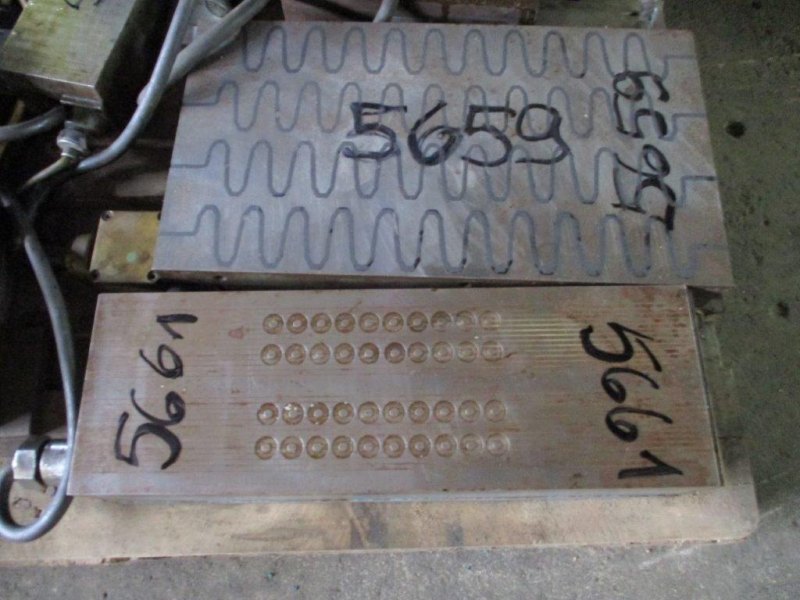 450 x 150 x 90 UNBEKANNT