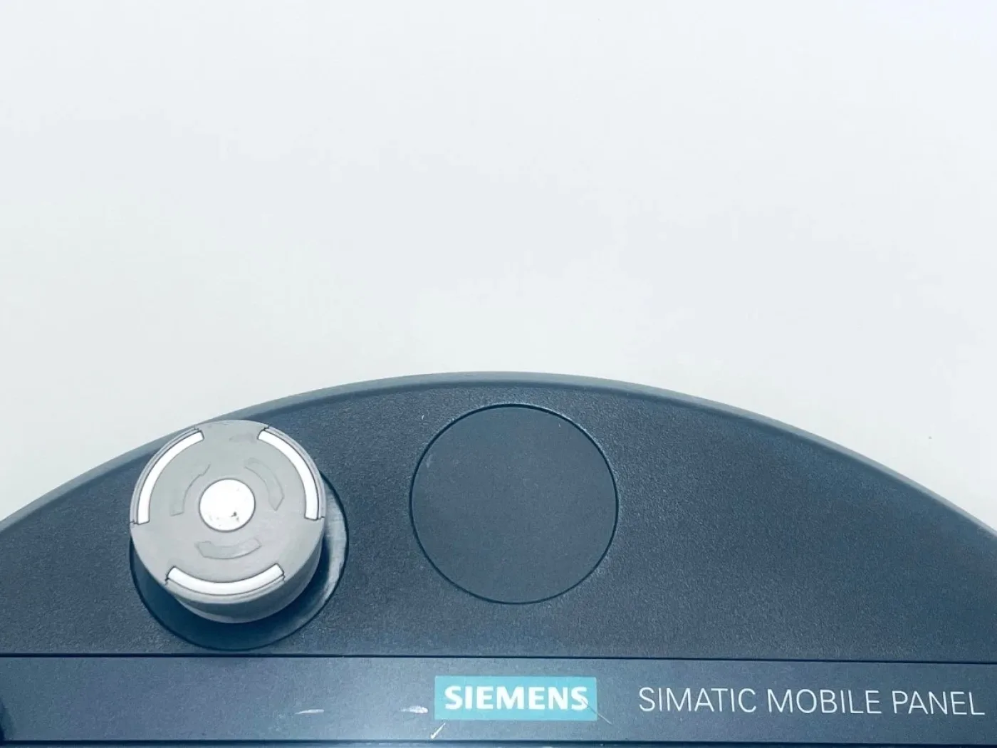 Siemens Mobile Panel 277 10" 6AV6645-0BE02-0AX0 - 2