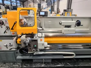 Spitzendrehmaschine C 11 MC