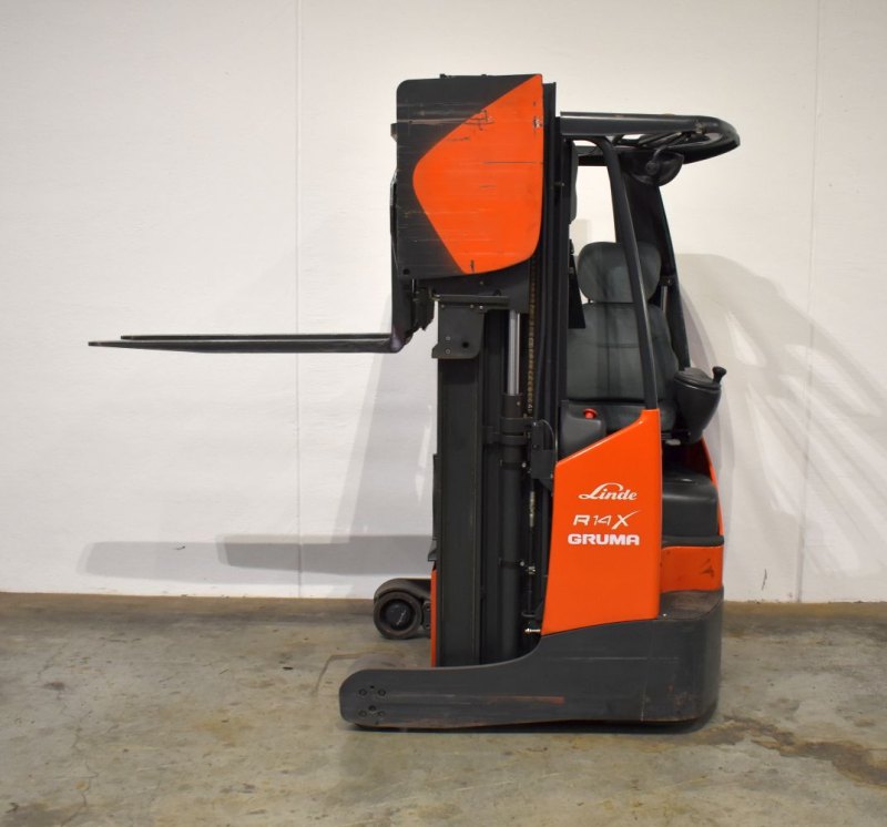 Schubmaststapler Linde R 14 X 116-03 (2010)