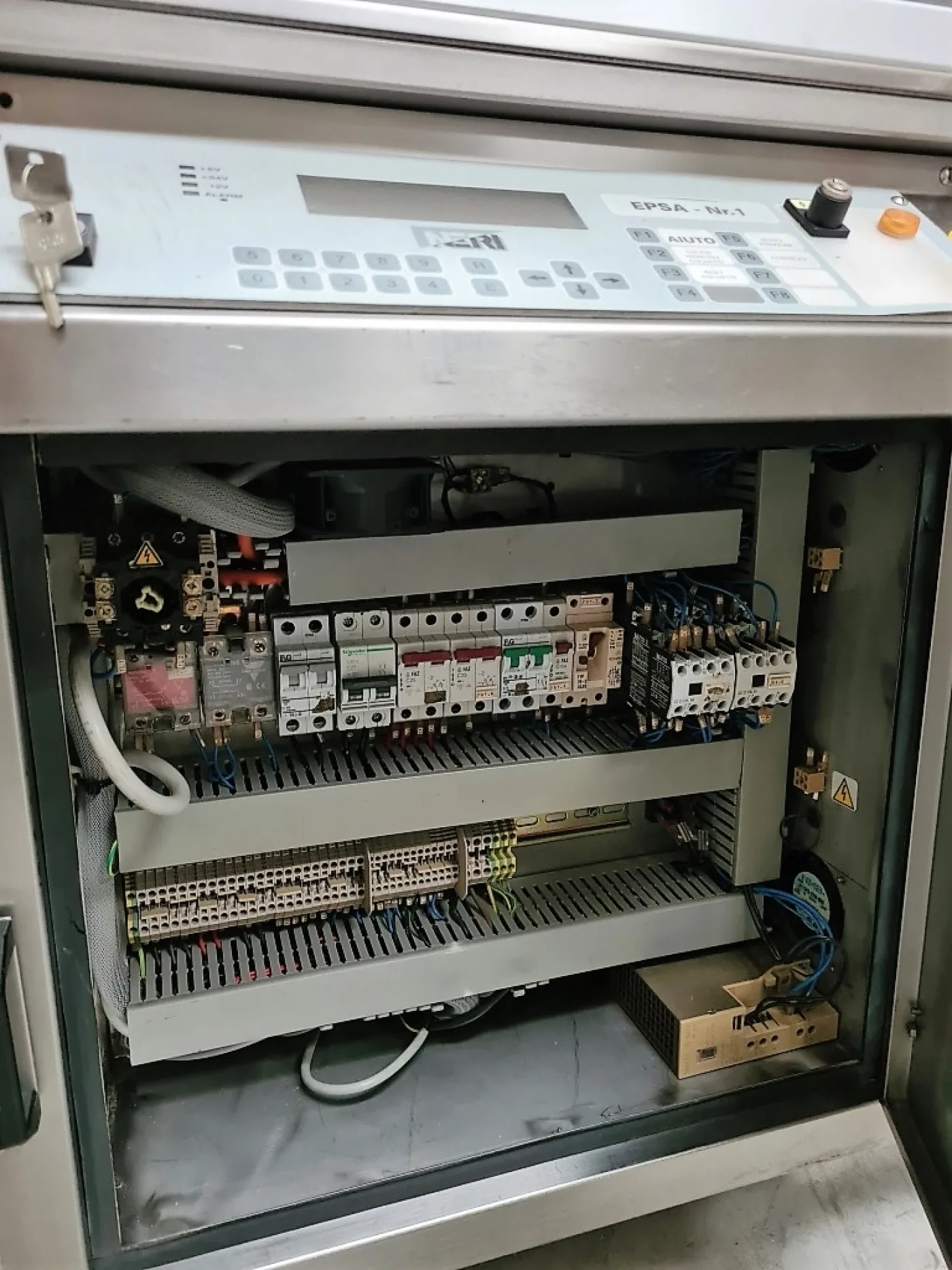 ETICHETTATRICE – NERI – Mod. DL 400 A - 6