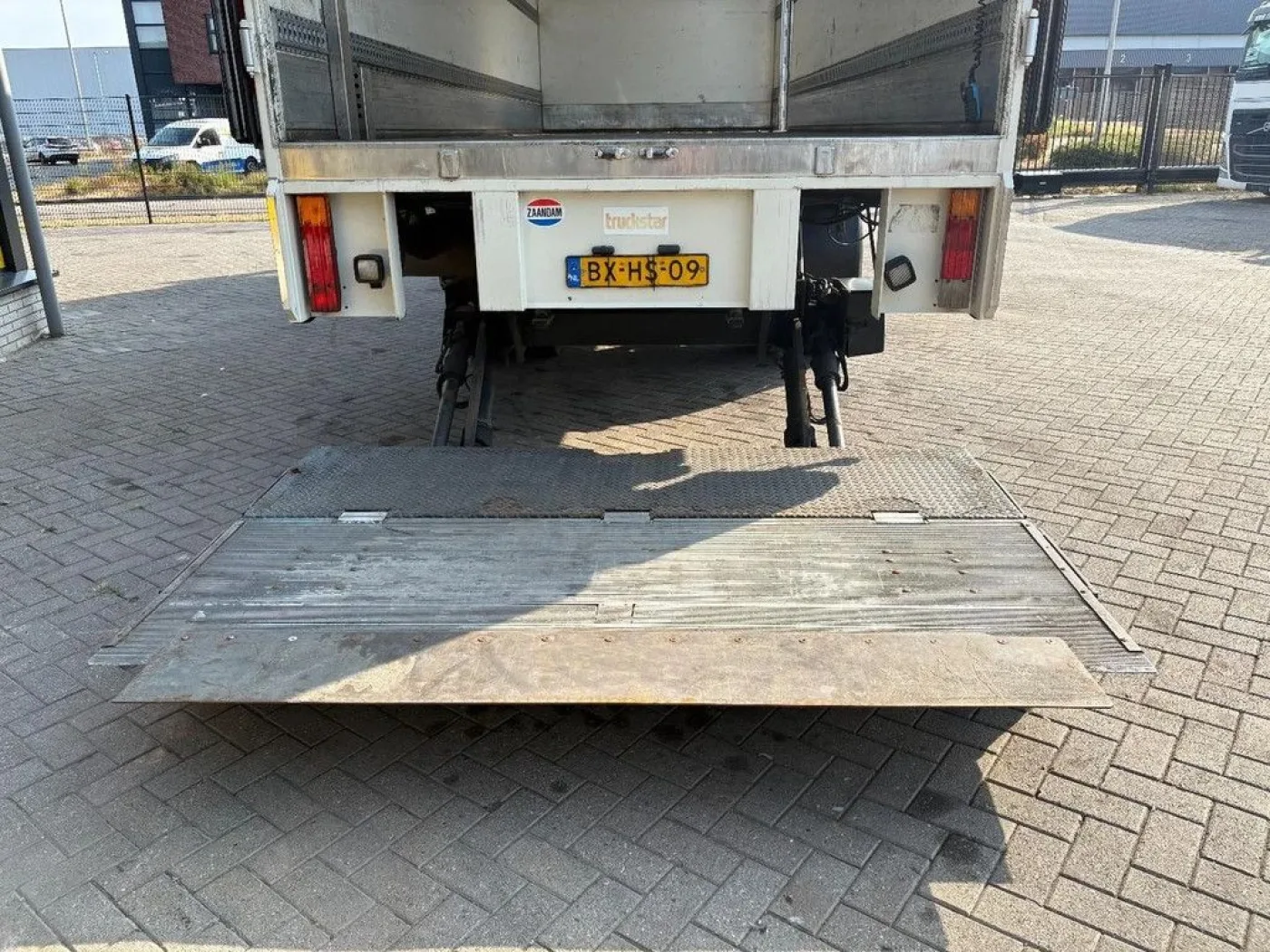 Mercedes-Benz Axor 1824 + Carrier Supra 750 + Dhollandia 2000 kg Loadlift + Euro 5 + Side Door - 8