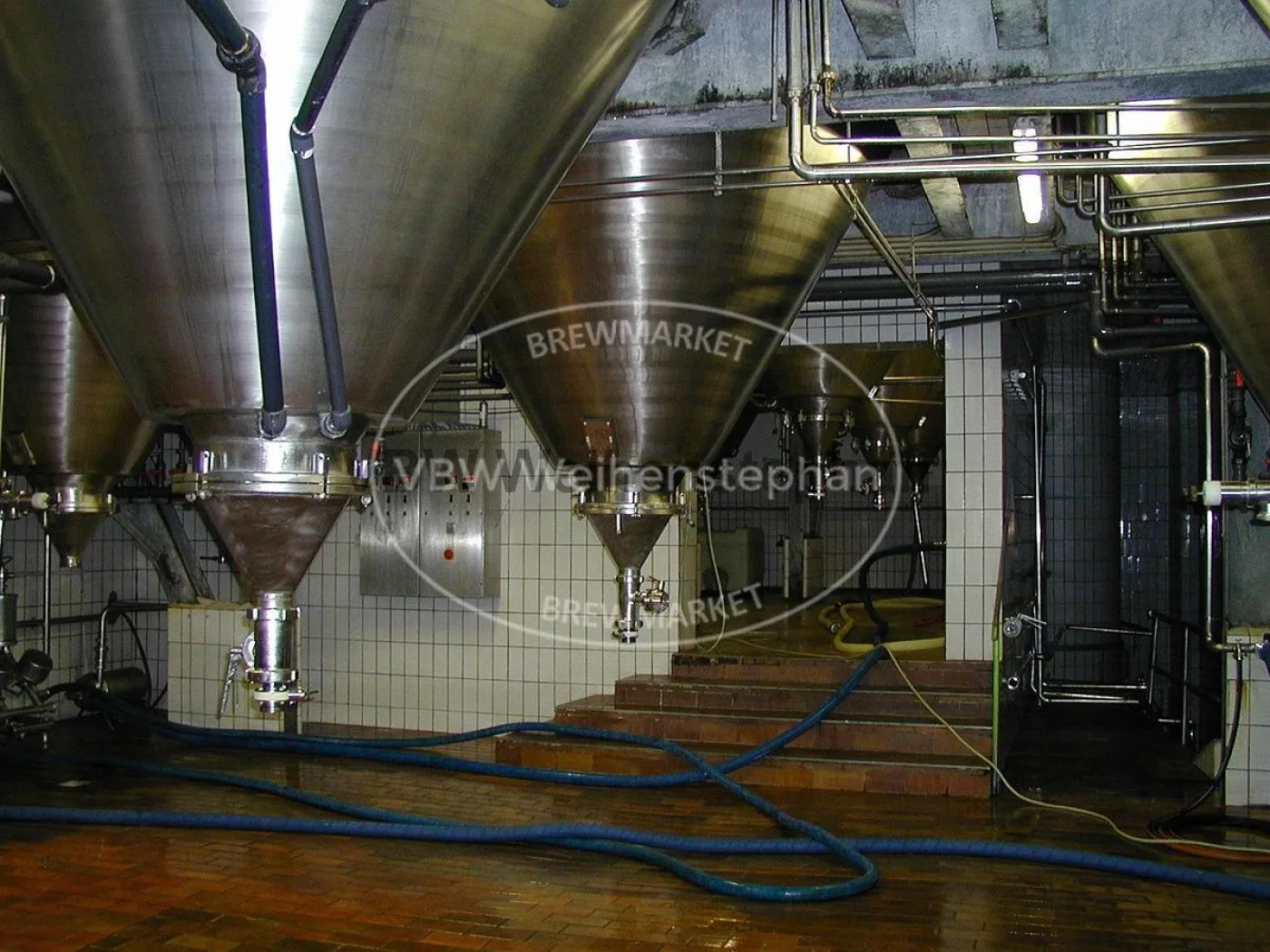 Cylindro-conical fermentation and storage tank (CCT) [4 pcs.] - 2
