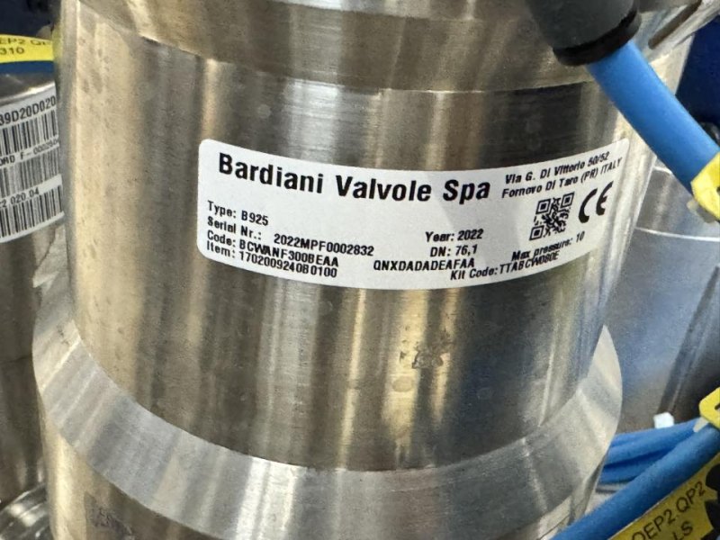 Valve manifold