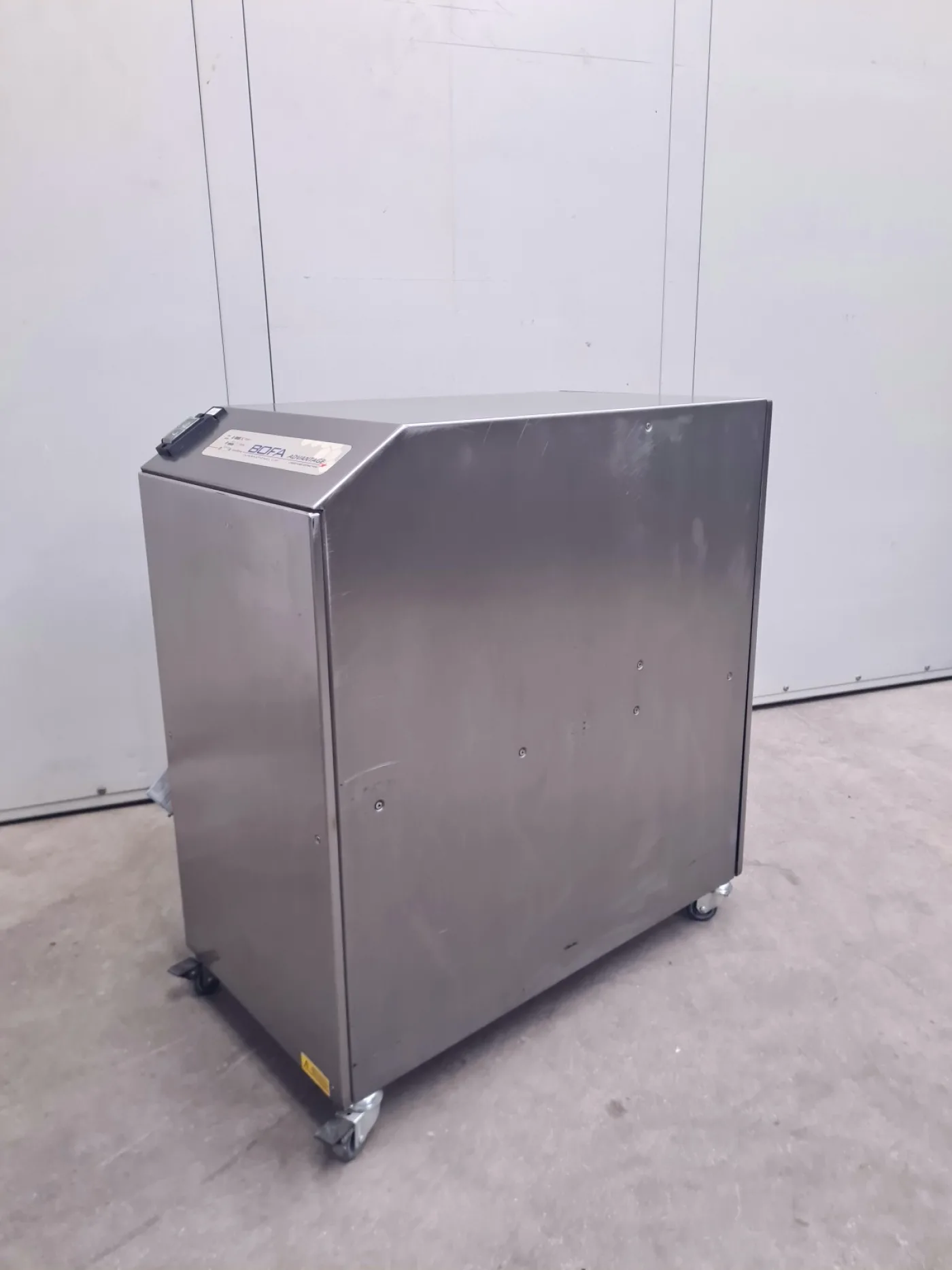ESTRATTORE FUMI LASER – BOFA – MOD.AD 180 - 4
