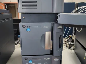 2406 - Used Acquity UPLC I-class and PDA detector