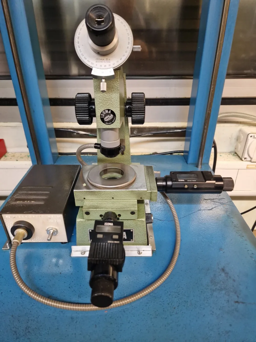 023448 - ISOMA Microscope de mesure