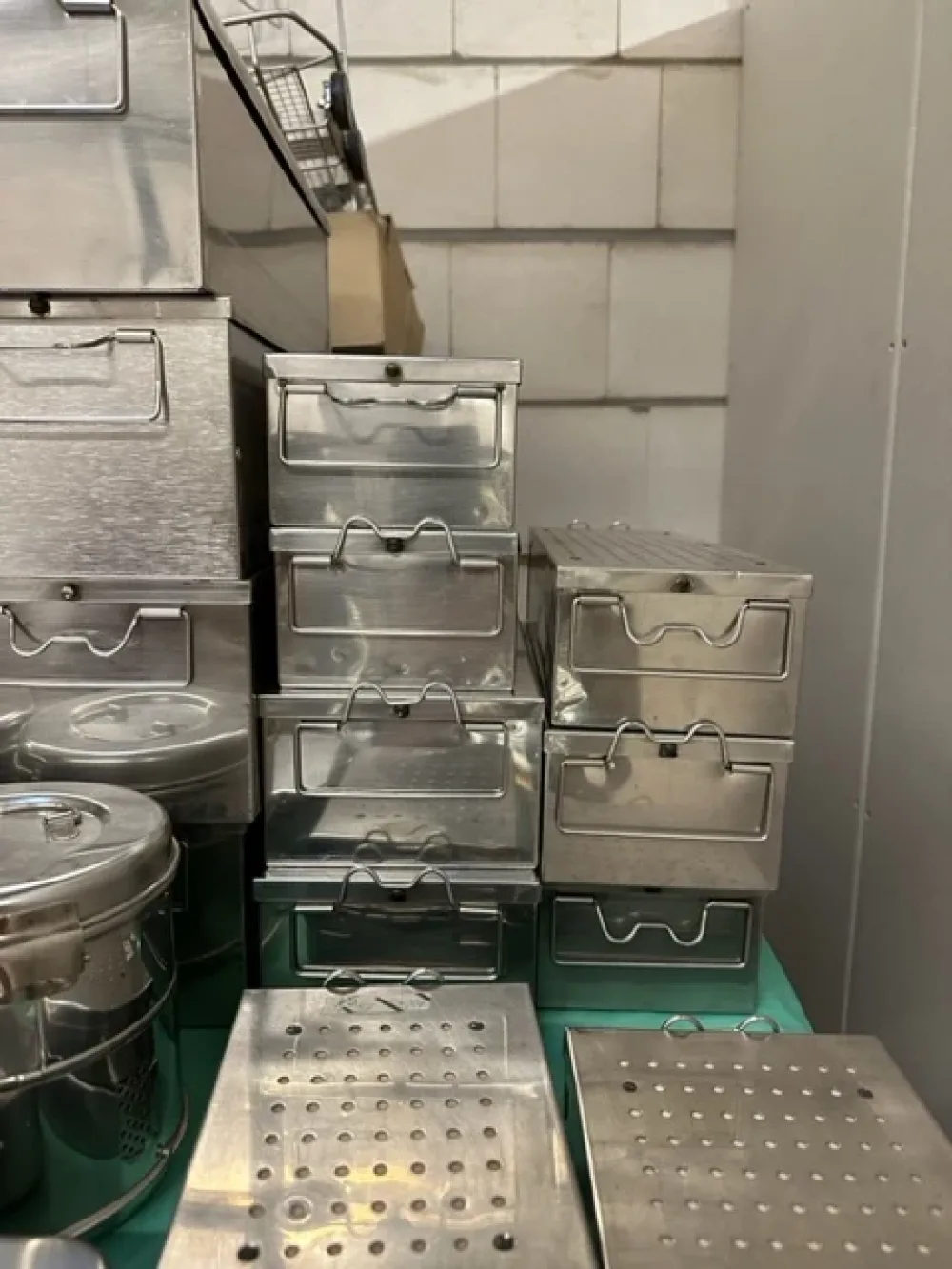 Steriboxen Steriboxen