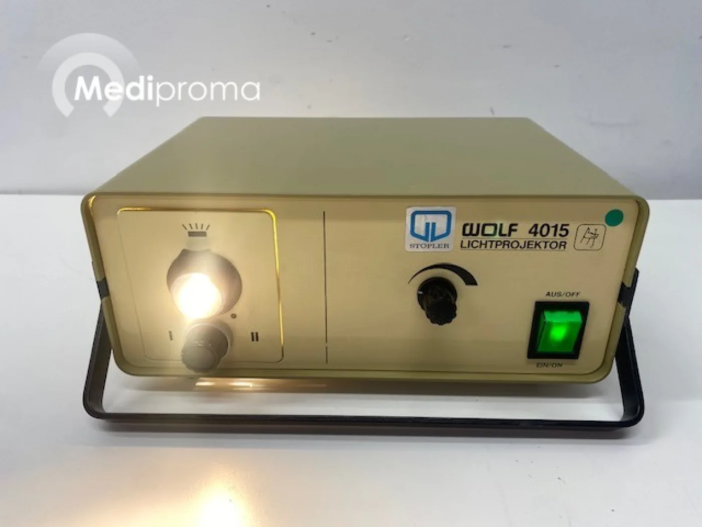 Wolf 4015 Light Source - 1