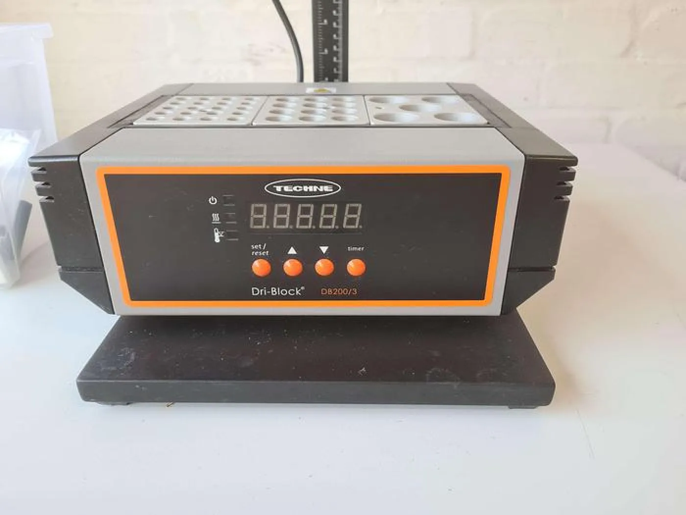 Techne Dri-Block heater with sample concentrator - 3