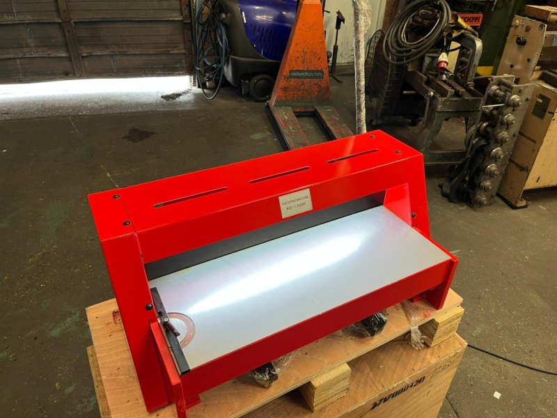 WNS Lever Guillotine 650mm x 1.25mm Capacity - WNS - W. Neal Services Ltd