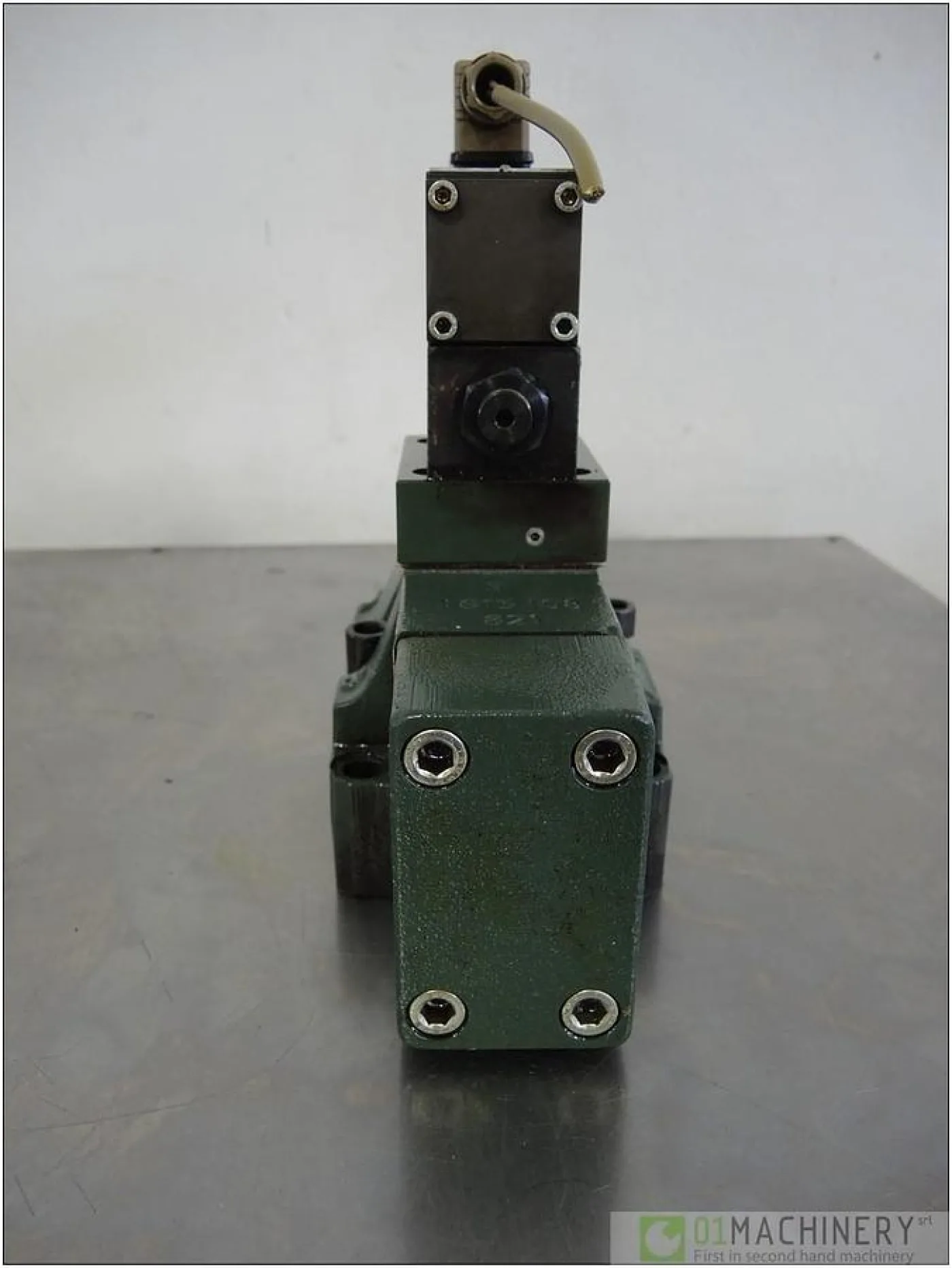 2010 BOSCH 0811404 105 + 402 AI1753 - 2