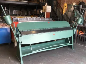EDWARDS Box & Pan Folder 2015mm - WNS - W. Neal Services Ltd
