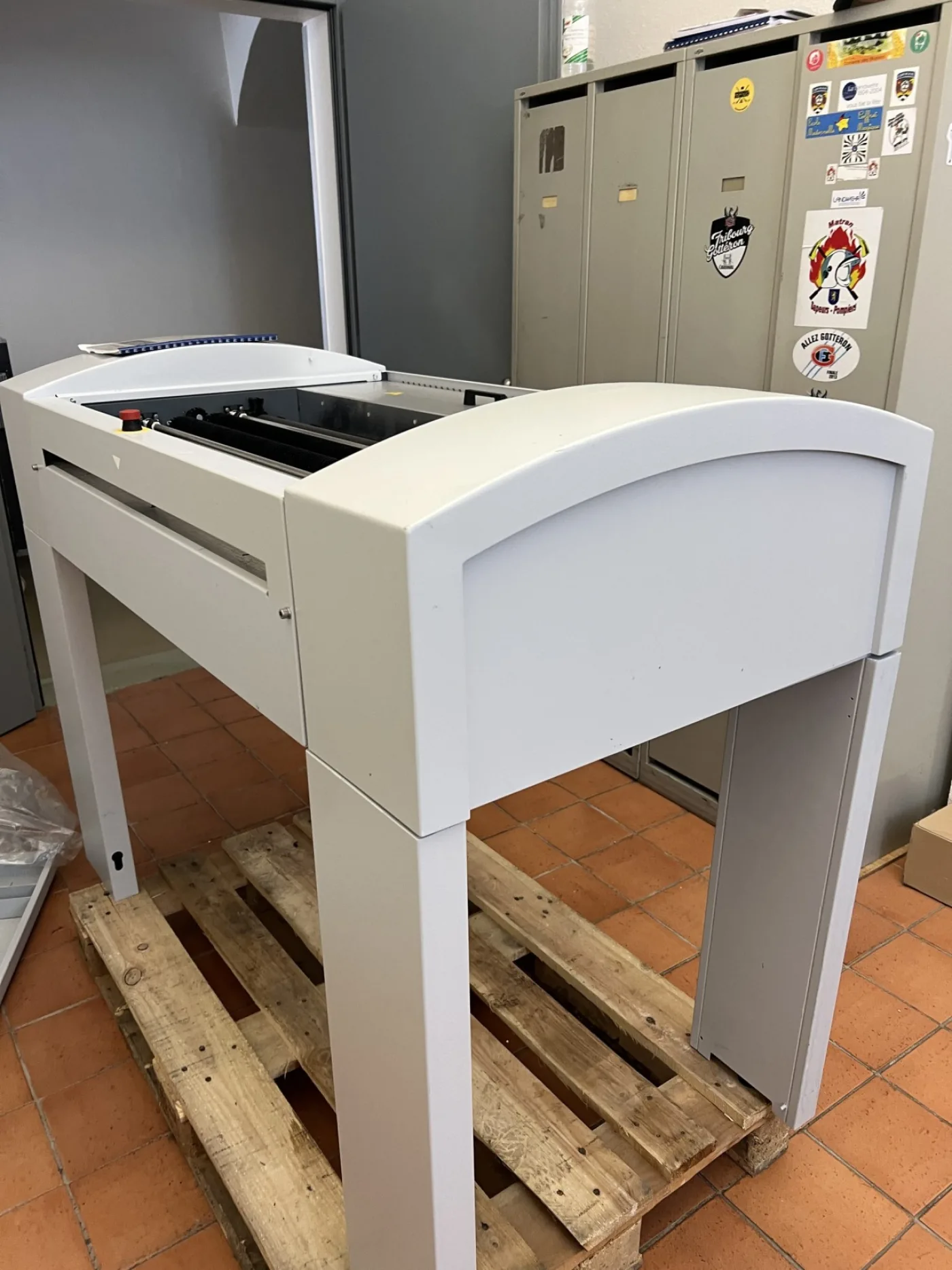 GLUNZ ET JENSEN C 85 - 1