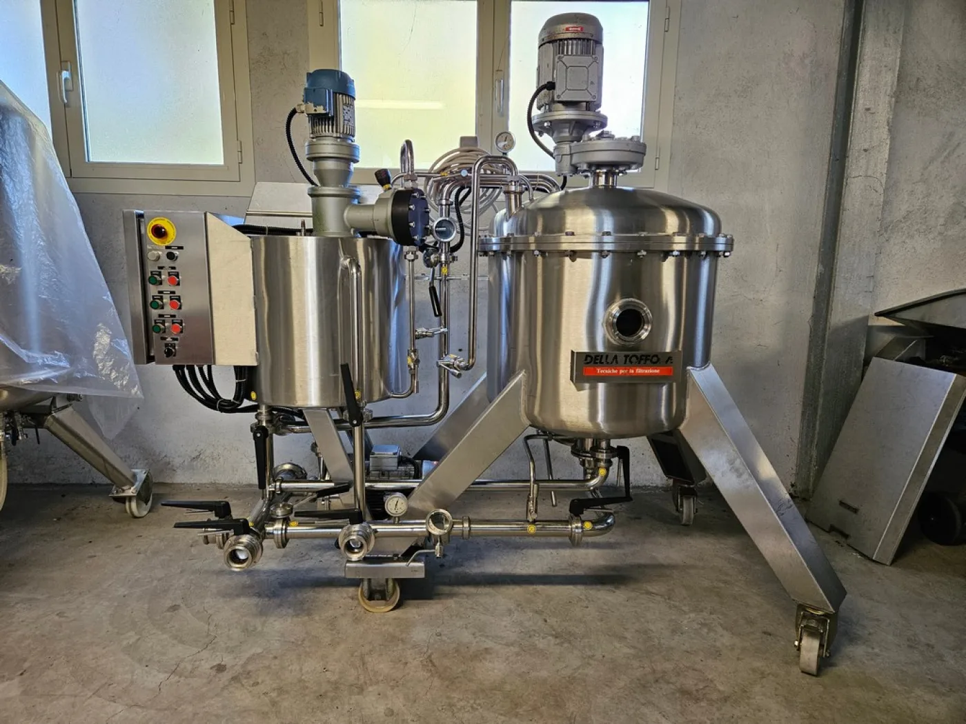 KIESELGUR FILTER DELLA TOFFOLA IN STAINLESS STEEL, 5Q FILTERING SURFACE, MOD. NF5, SECOND-HAND MACHINE - 1