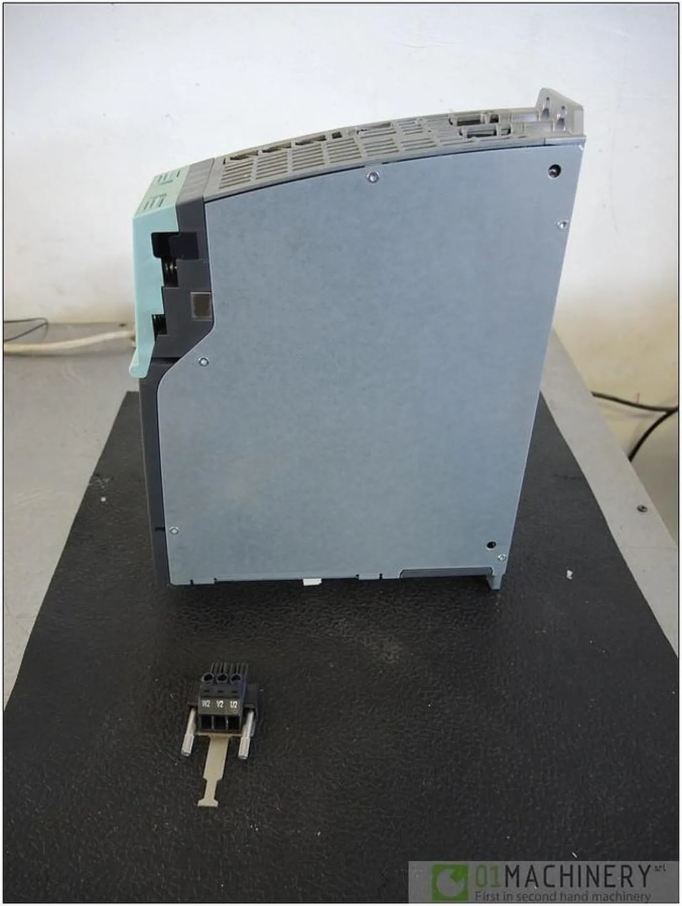 SIEMENS 6SL3420-1TE21-8AA0 AI3001 - 4
