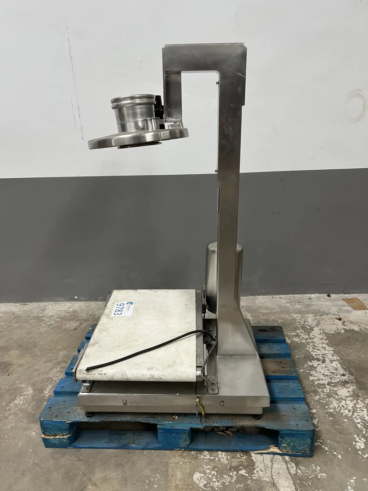CONVEYOR BELT WITH WEIGHING SCALE - 1