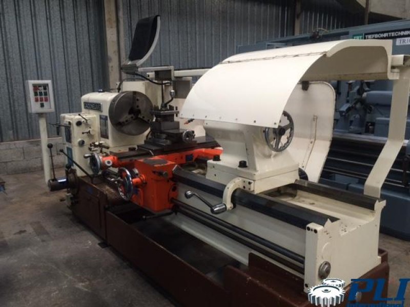 Conventional lathe – CAZENEUVE HB725