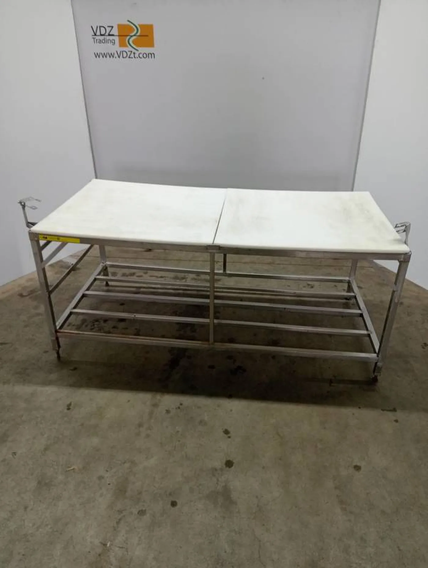 Cutting table - 2