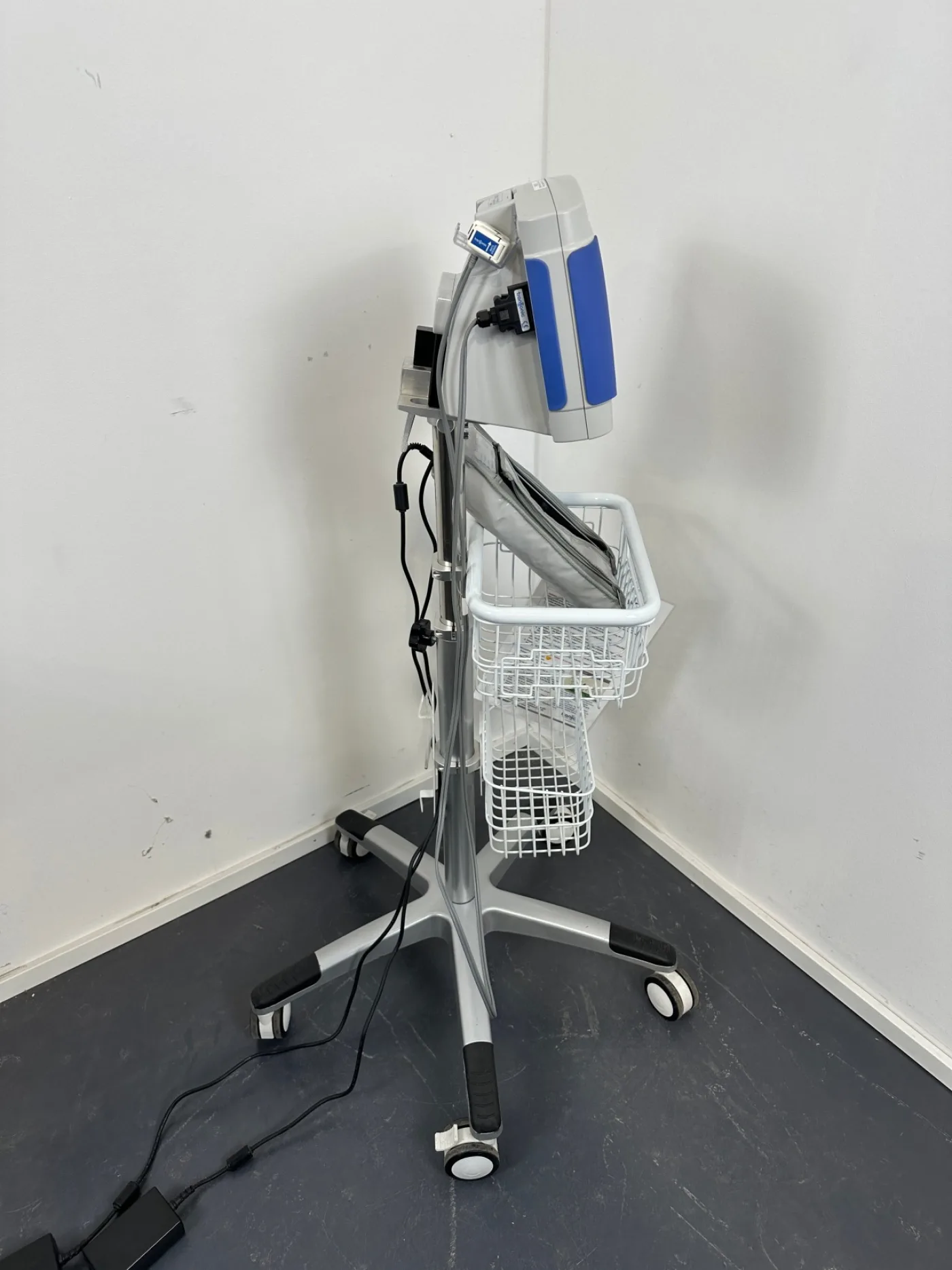 Transonic Hemodialysis Flow-QC HD03 - 4