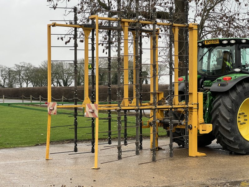 Claydon - 7.5M STRAW RAKE