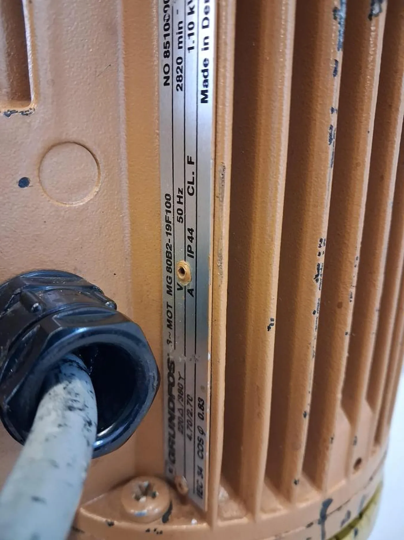 Grundfos CRN 5-10 A-A Vertical Multistage Centrifugal Pump - 2