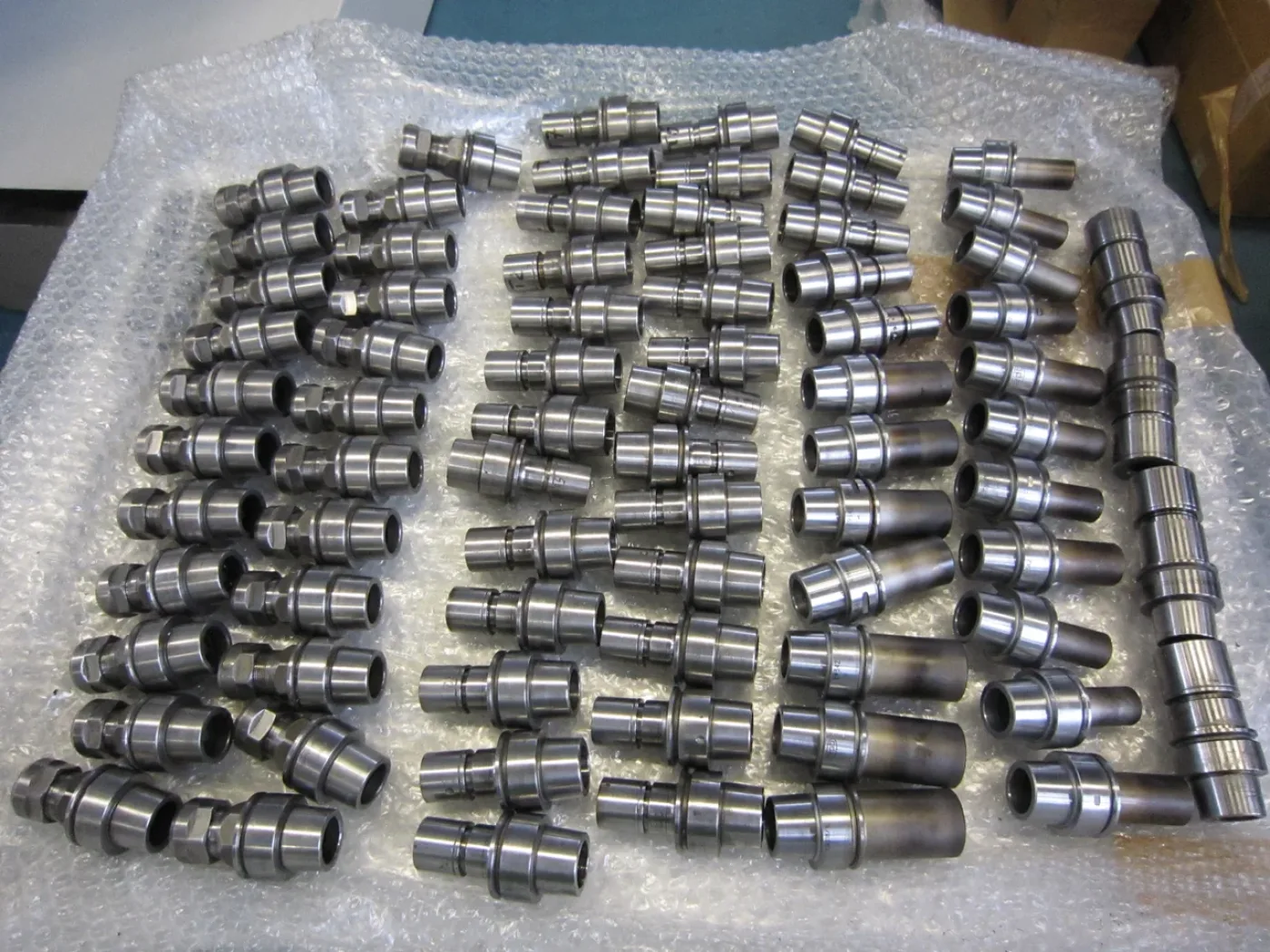 015401 - MIKRON UMS 710 - 6
