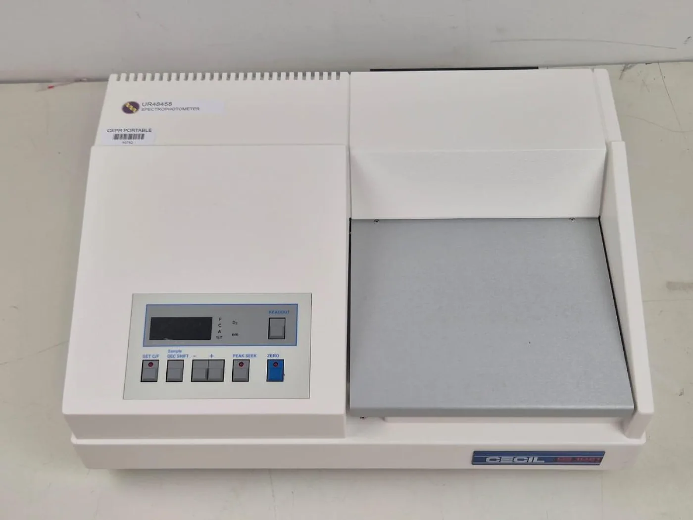 Cecil CE1021 Spectrophotometer - 2