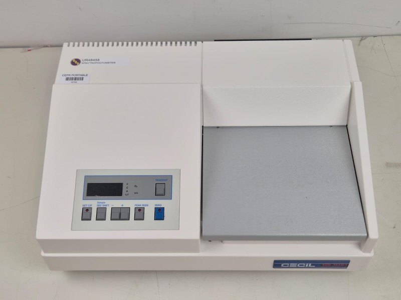 Cecil CE1021 Spectrophotometer