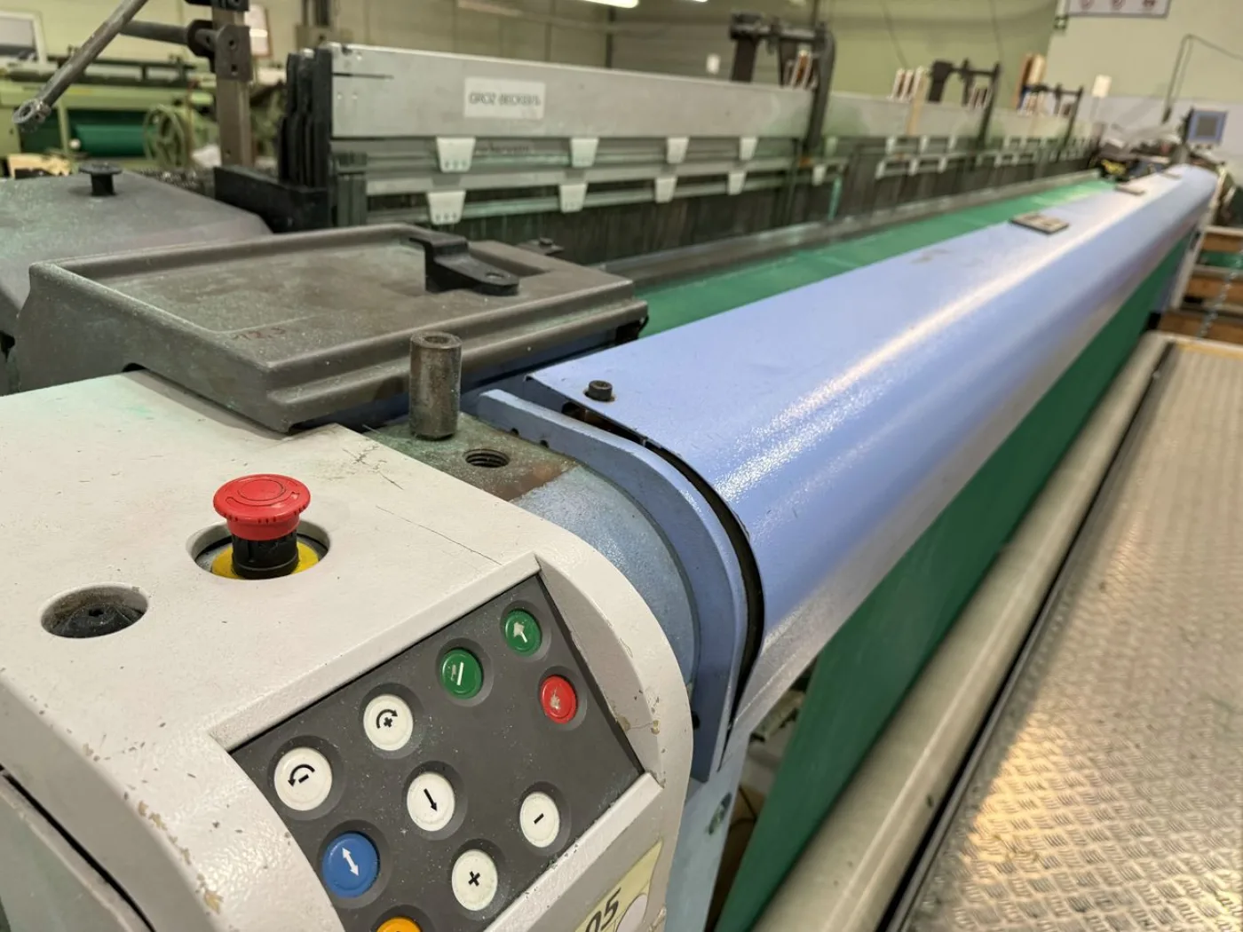 Sulzer - P7300HP P540 N2 EP D12 Projektil Webmaschine - 6