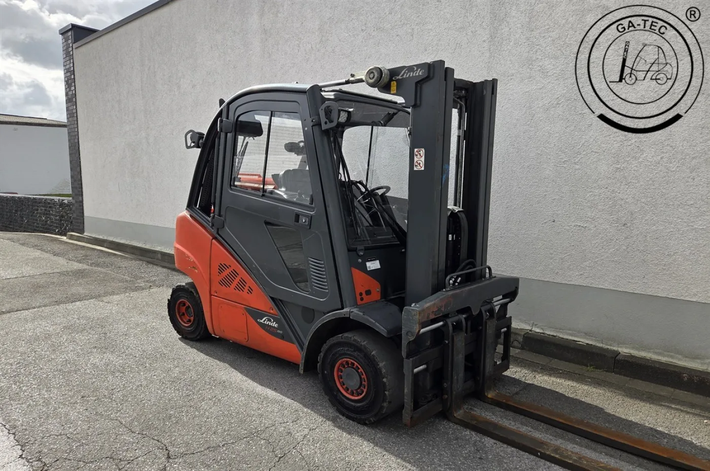 Linde H25T-02 - 2