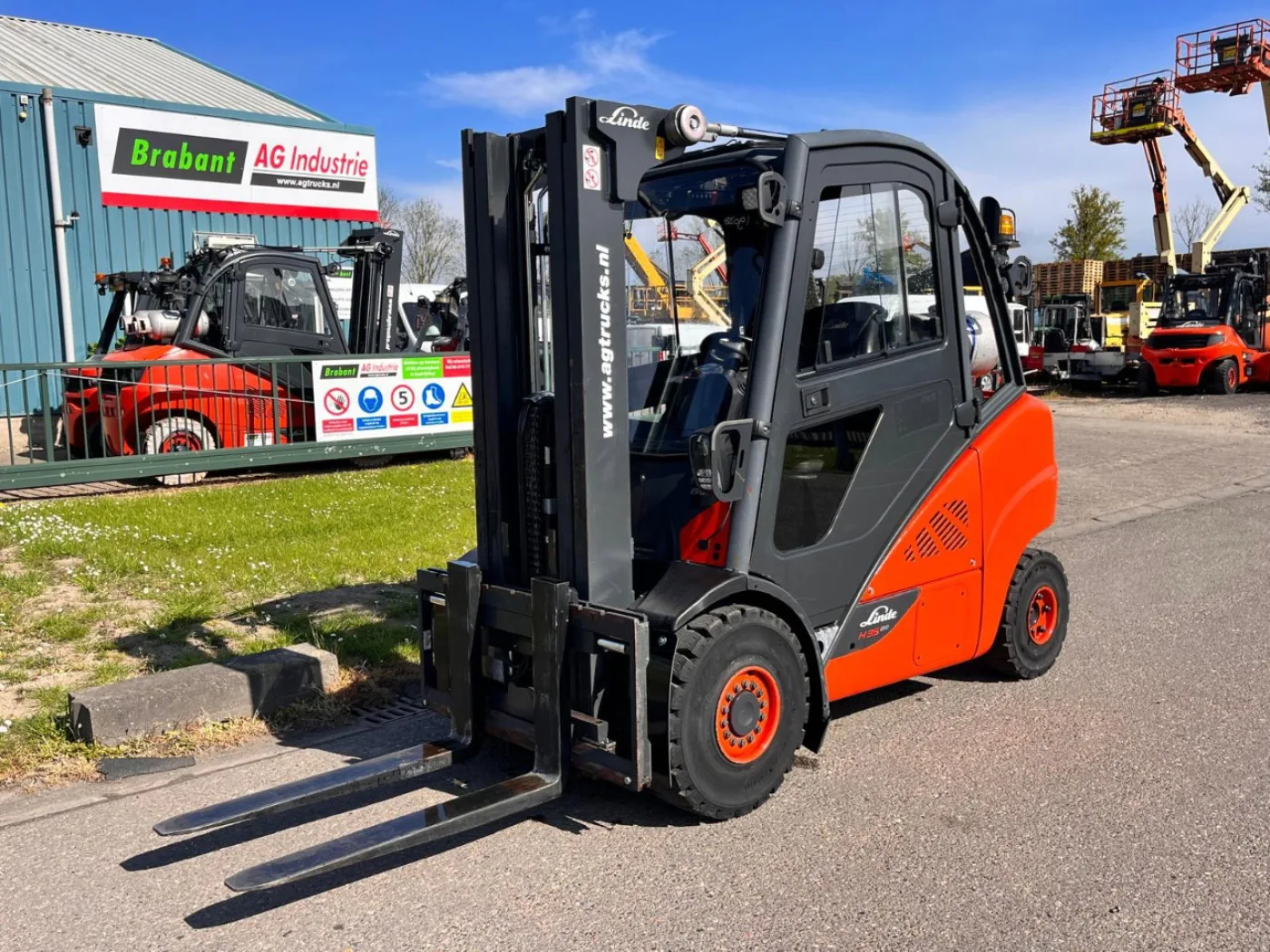 Linde H35T-02 - 4