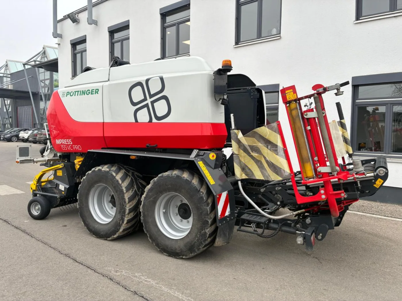 Rundballenpresse Pöttinger Impress 155 VC Pro - 6