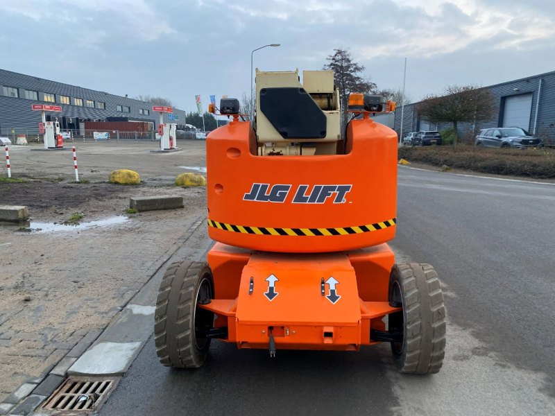JLG E450AJ