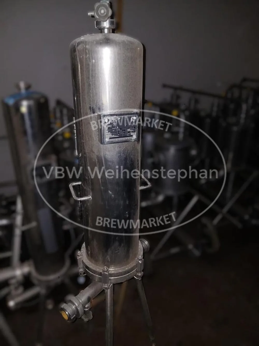 Trap filter housing