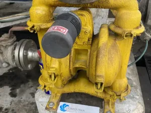 USED AODD VERSA-MATIC E4CA1R110-B AIR OPERATED DUAL DIAPHRAGM PUMP