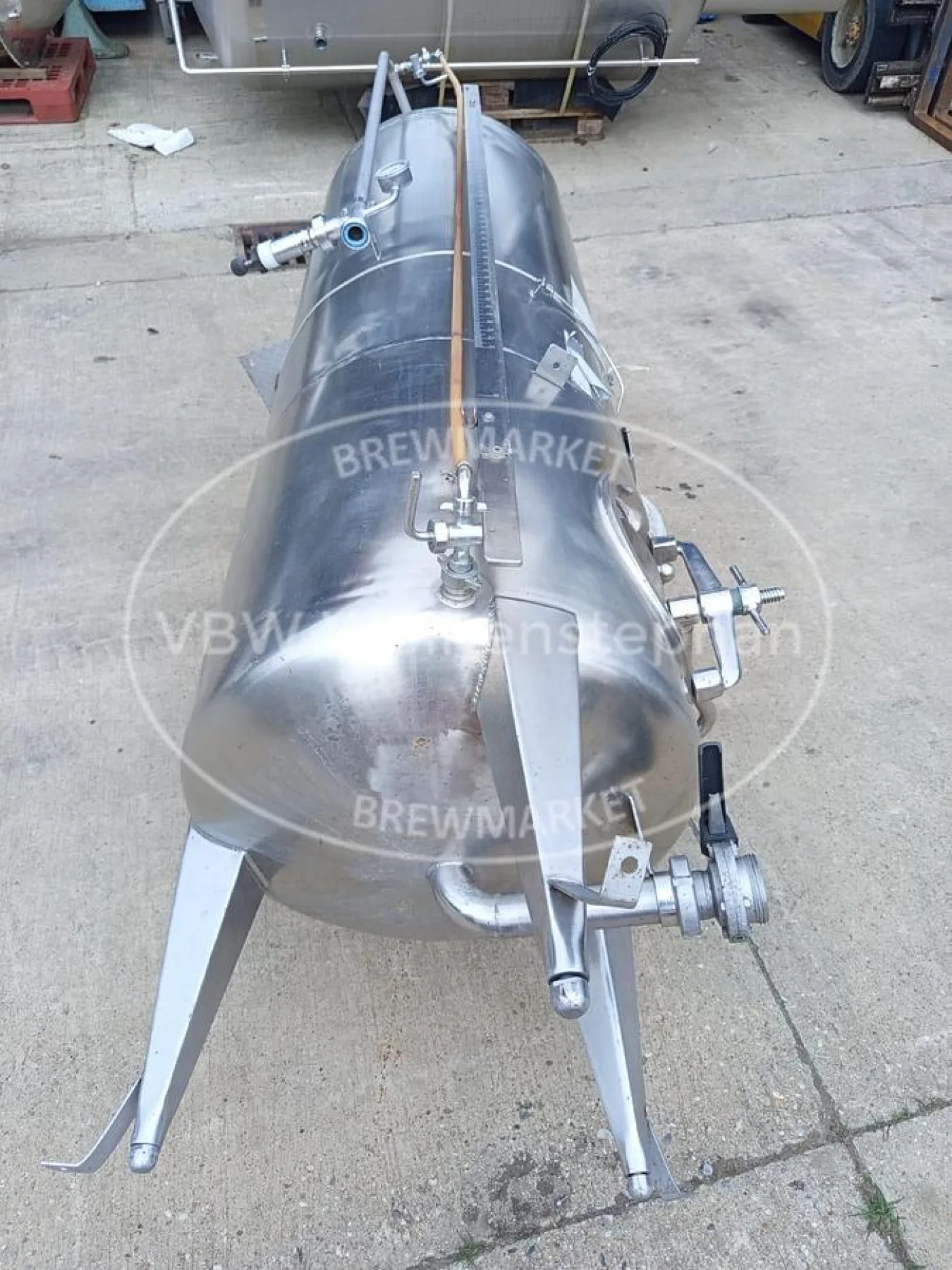 Pressure tank - 5