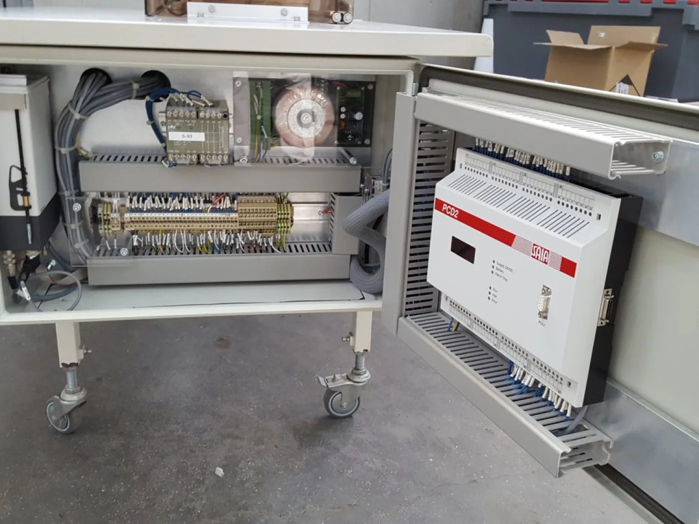 MACCHINA PER CONTROLLO ROTTURA FLACONI – WILCO W6F/T - 3