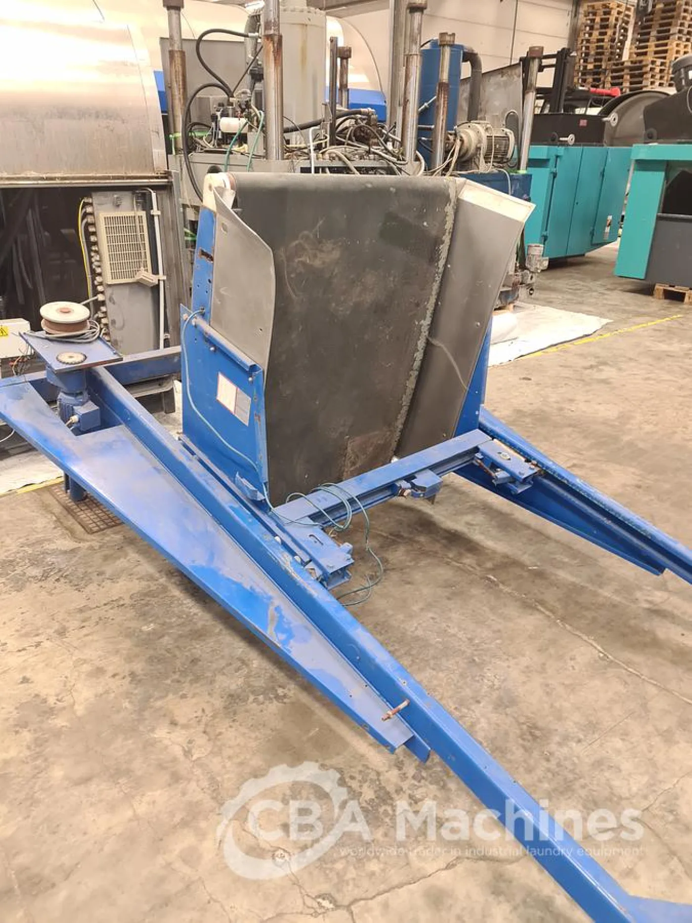 2002 Shuttle Arista EHF100 - 4