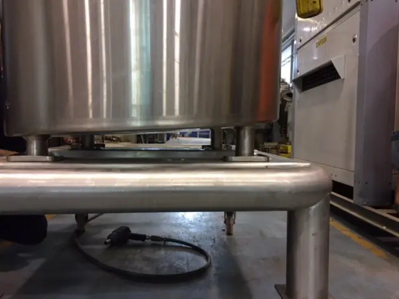 USED 316L STAINLESS STEEL TANK 500 LITERS