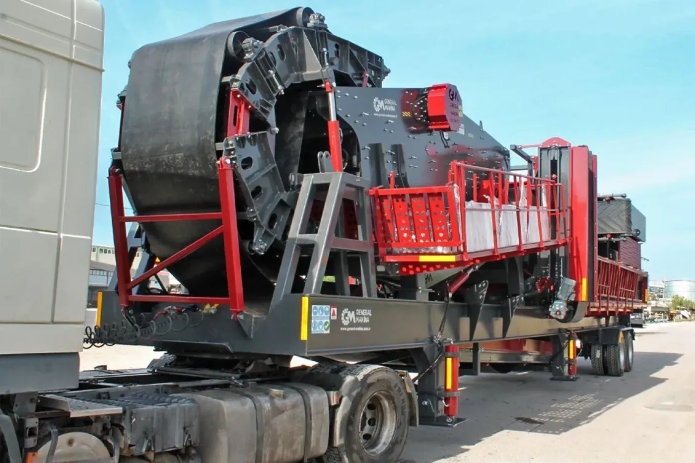 GNR-MVSI 900 — Mobile Vertical Shaft Impactor (VSI) Sand & Shaping Crusher - 4